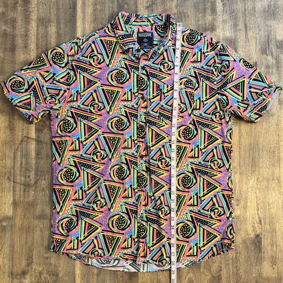 Massive Men’s Vaperwave 90s Patterned Cotton Button Front Short Sleeve Size L - Picture 7 of 8